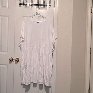 4X Old Navy White Maxi Dress. New with Tags!